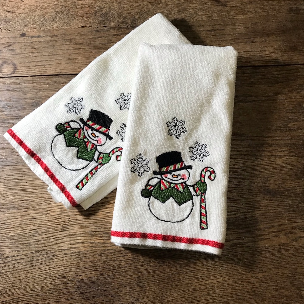 Vintage Pair of Snowman Tea Towels Christmas Candy Cane